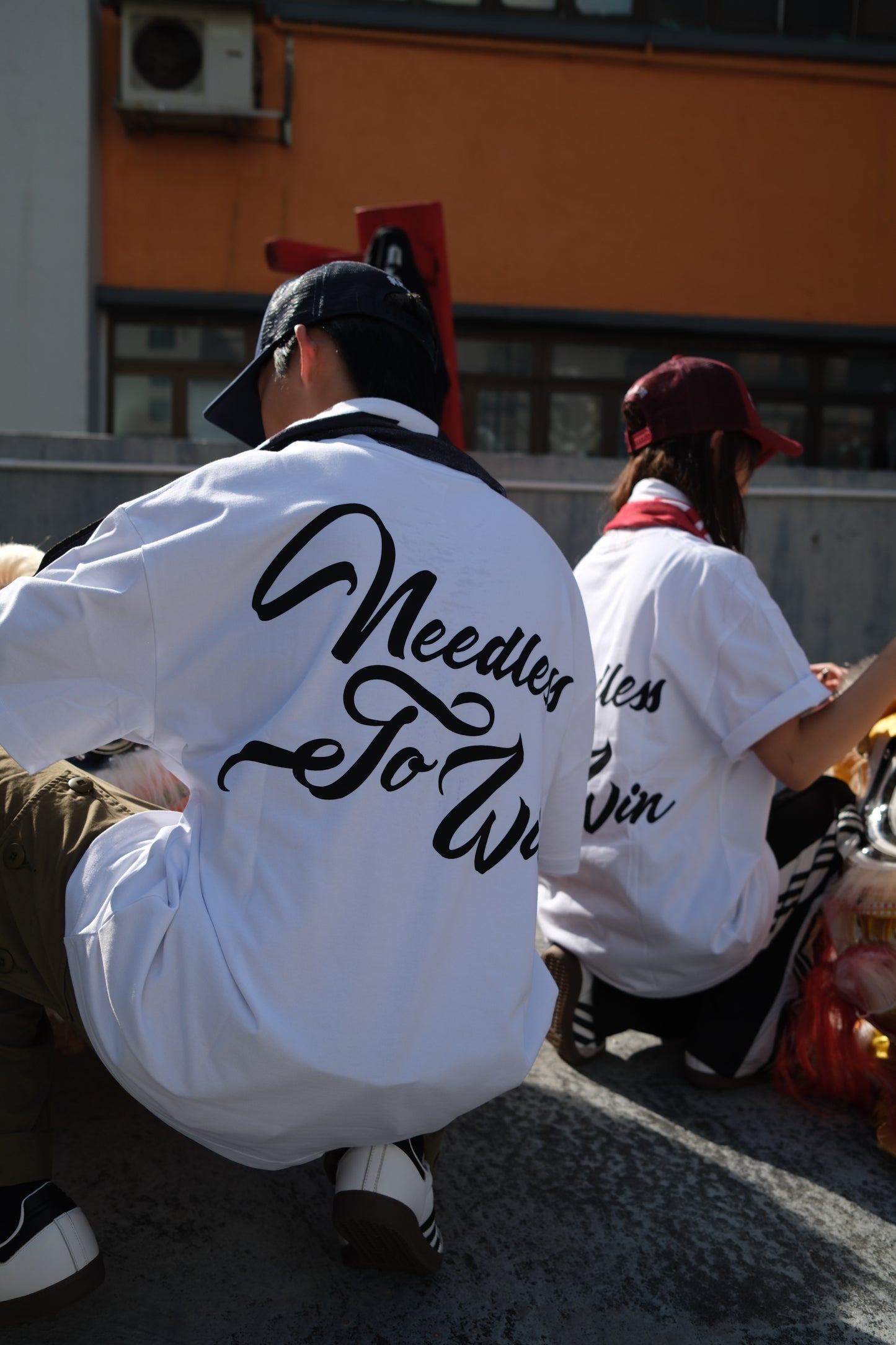 NEEDLESS 獅王無用 NEEDLESS TO WIN TEE / WHITE