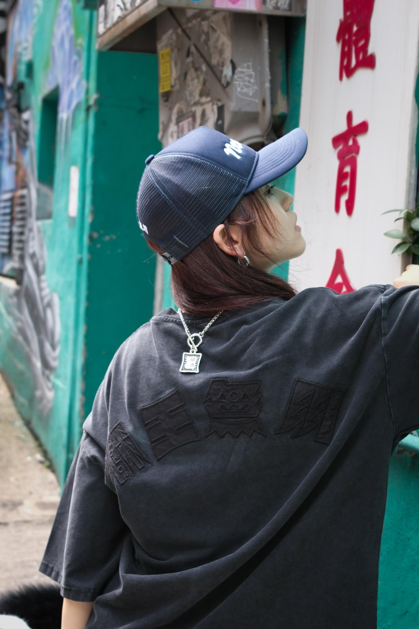 NEEDLESS 獅王無用 SS25 TRUCKER CAP / NAVY