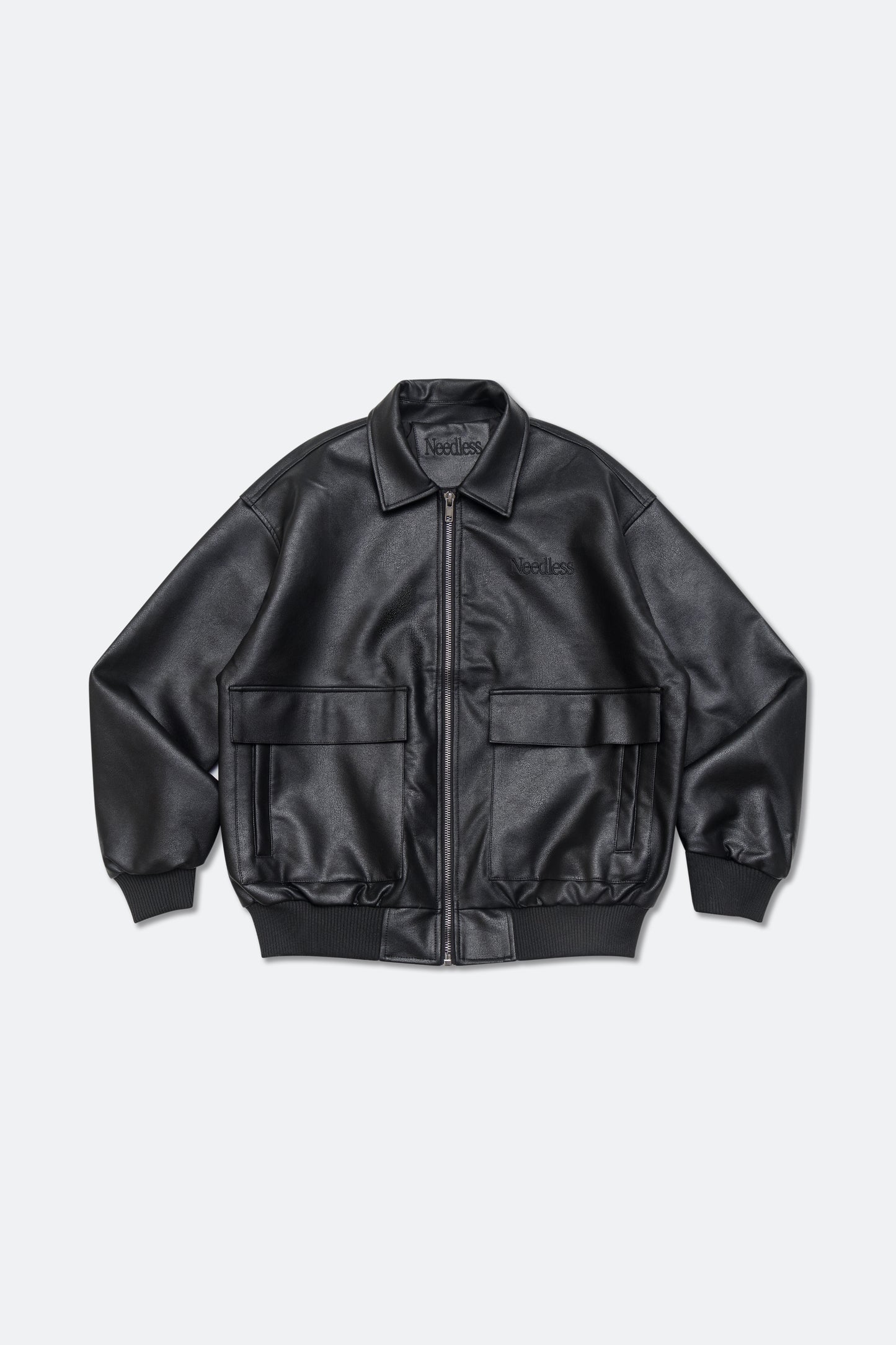 《RESTOCKS》獅王無用 NEEDLESS FW25 SPECIAL PRODUCT I BOMBER JACKET l BLACK