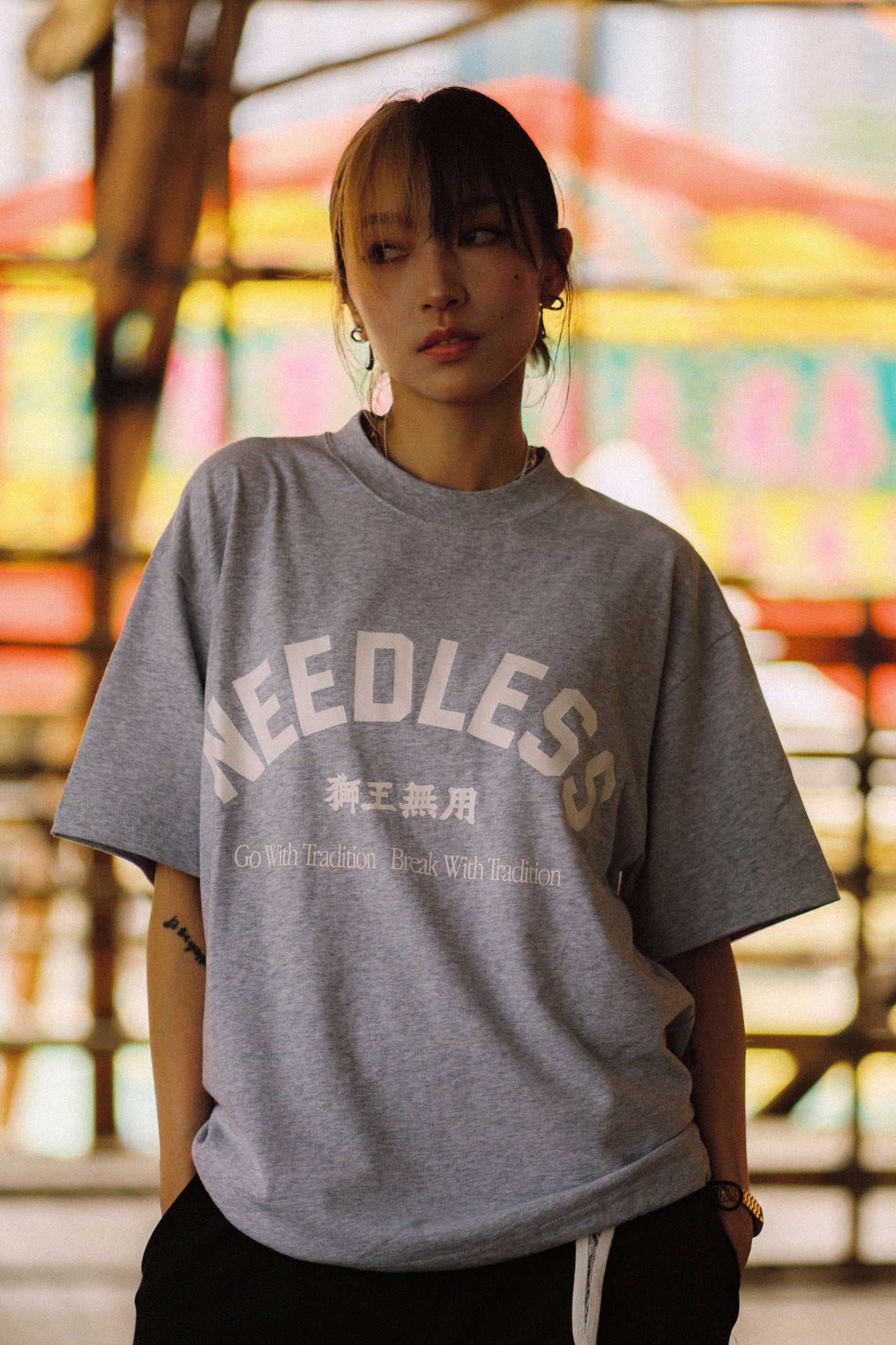 NEEDLESS 獅王無用 MAINLINE SS26 OUTDOOR TEE I GREY