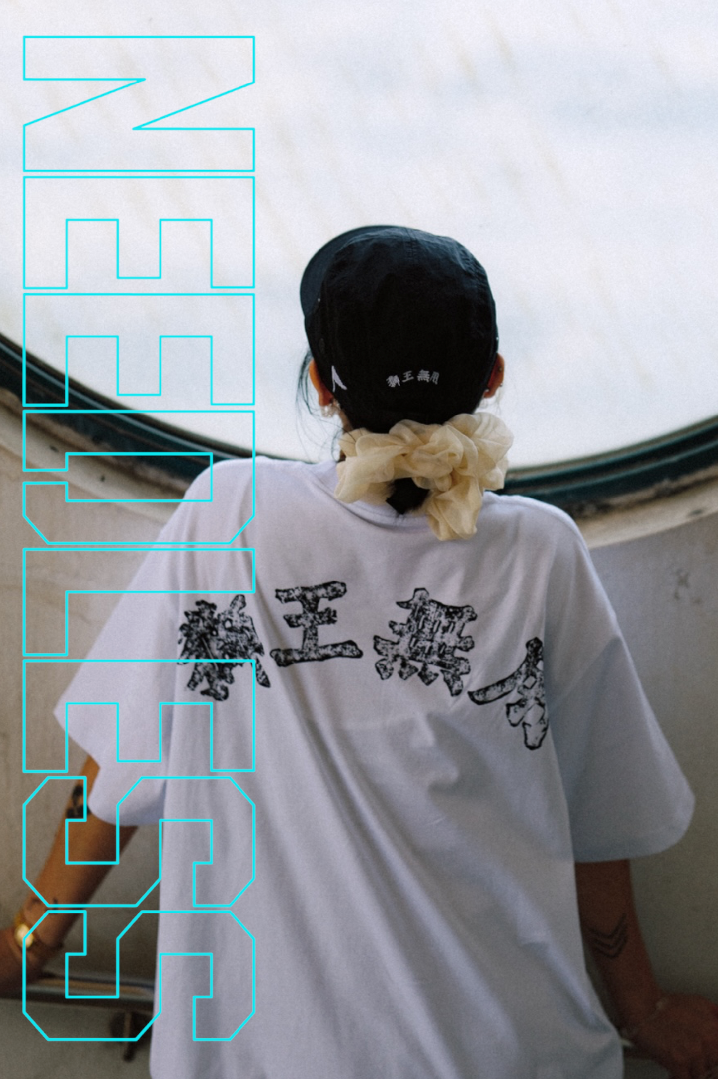 NEEDLESS 獅王無用 SS26 SIGNATURE POCKET TEE I WHITE