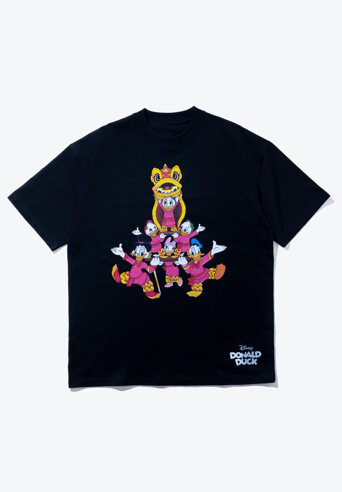 URDU x NEEDLESS 唐老鴨「醒獅疊羅漢」短袖衫 (黑色) - 成人 / Adult