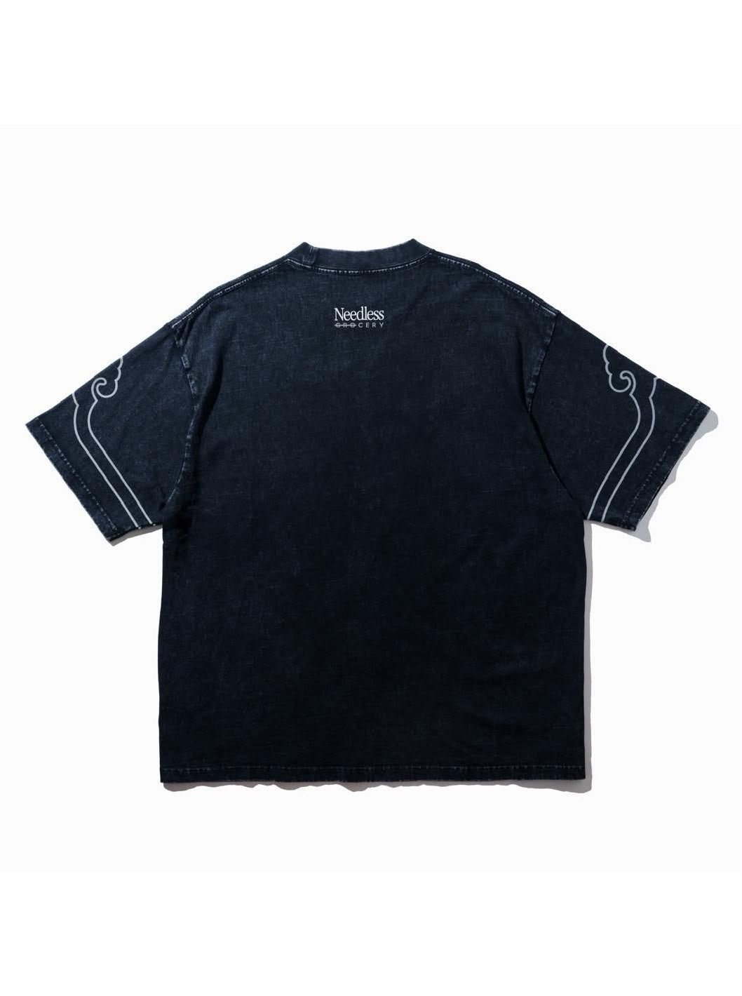 NEEDLESS 獅王無用 SS26 SINGNATURE WASHED TEE / BLACK