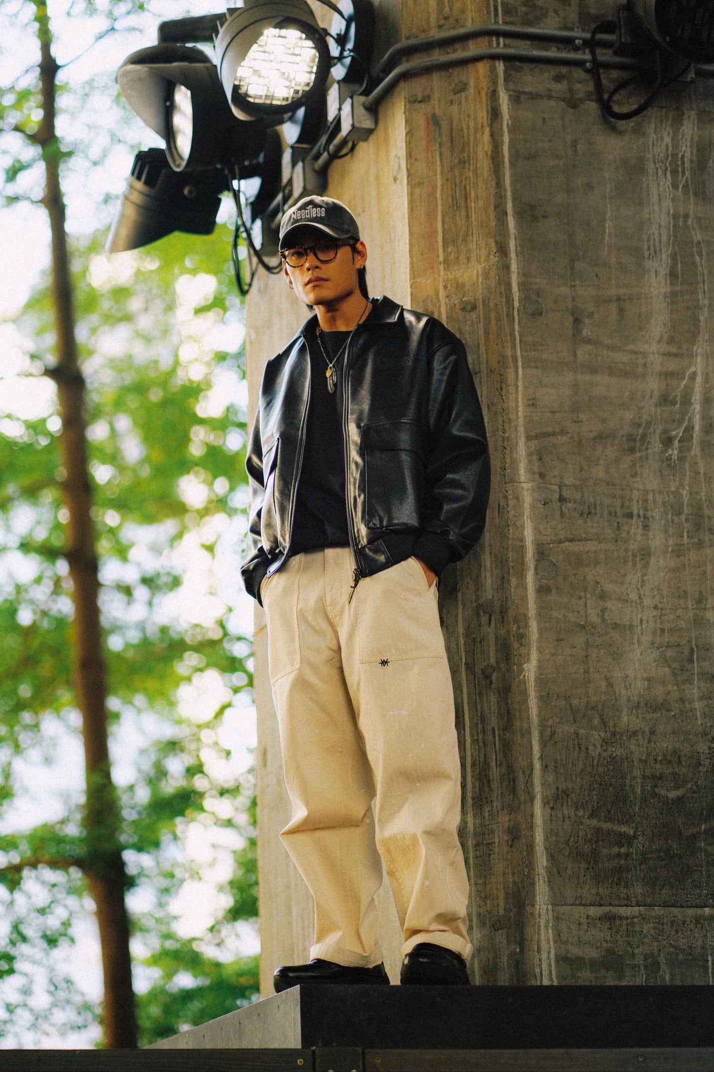 《RESTOCKS》獅王無用 NEEDLESS FW25 SPECIAL PRODUCT I BOMBER JACKET l BLACK